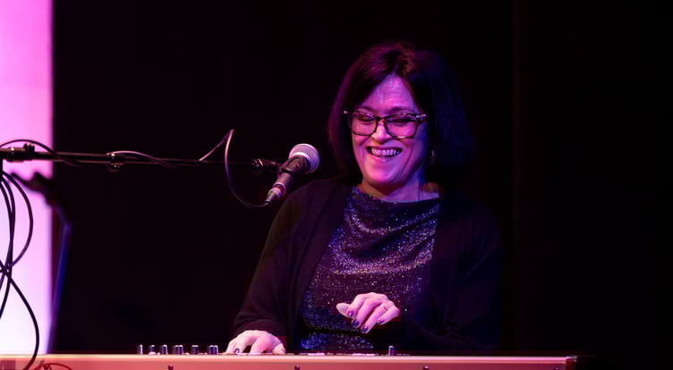 Lindsay Rowe on the keyboard