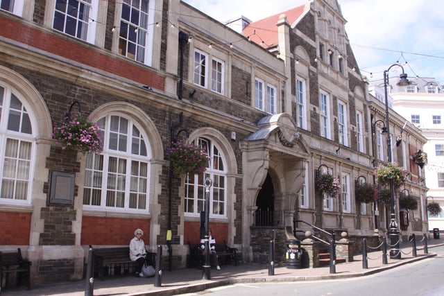 Local authorities make 11th hour stand against controversial clause