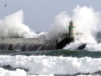 Met Office issues weather warning as 75mph winds could hit Isle of Man