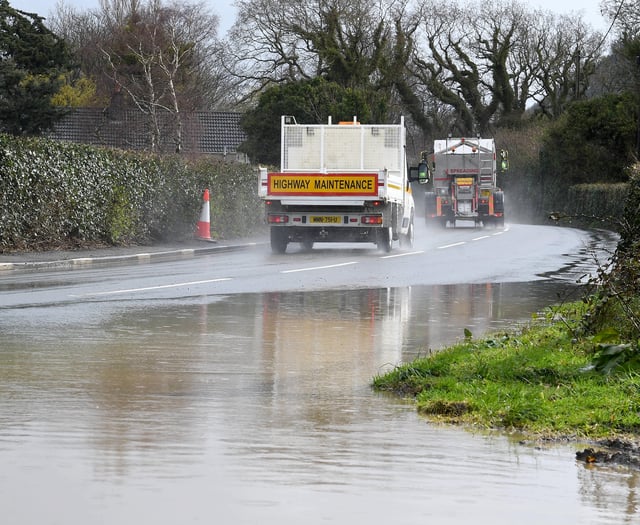 Yellow weather warning as torrential rain expected this weekend