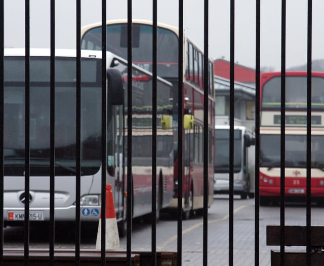 Government says bus strike ‘now seems inevitable’ despite fresh talks