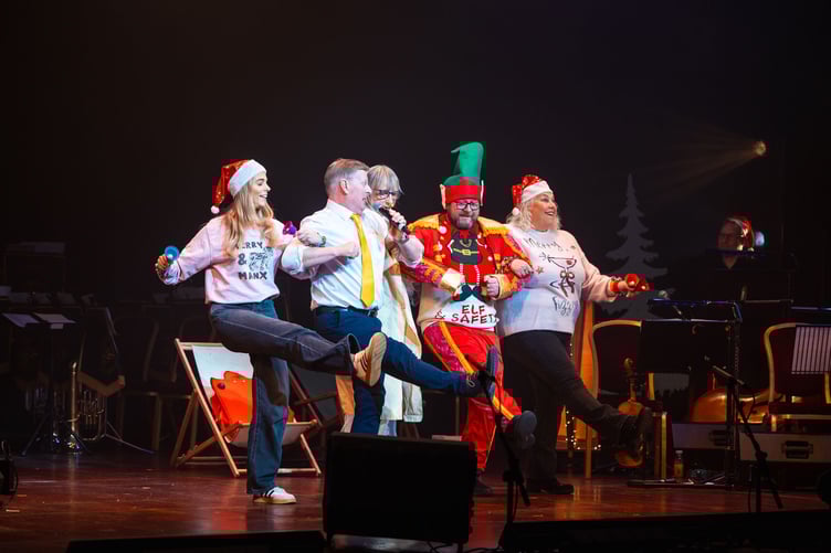 A raucous rendition of 'Ring Them Bells' entertained the audience at Manannan's Winterfest