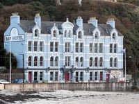 Man banned from pubs after throwing plastic pint glass at barman
