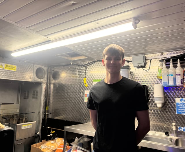Teen juggling books and burgers while running his own food truck