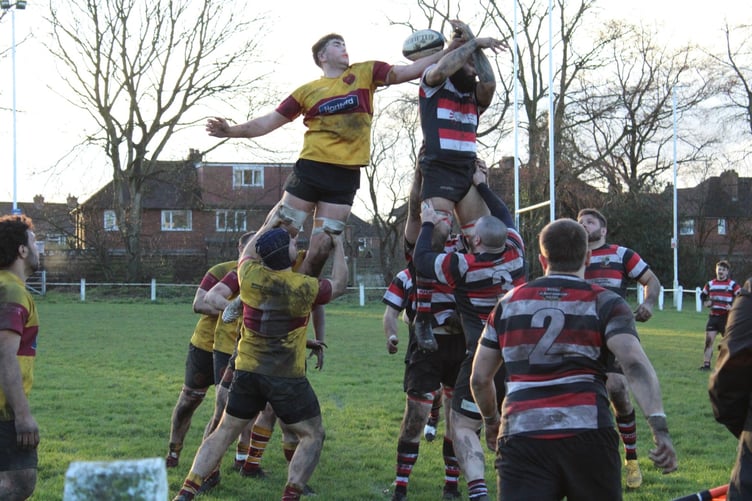 Douglas captain Blake Snell competes for a lineout against an Altrincham Kersal opponent during Saturday's match (Photo: Andrew Wallis)