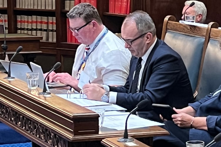 Chief Minister Alfred Cannan and backbencher Jason Moorhouse