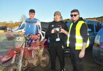 Etchells and Keenan win Boxing Day enduro