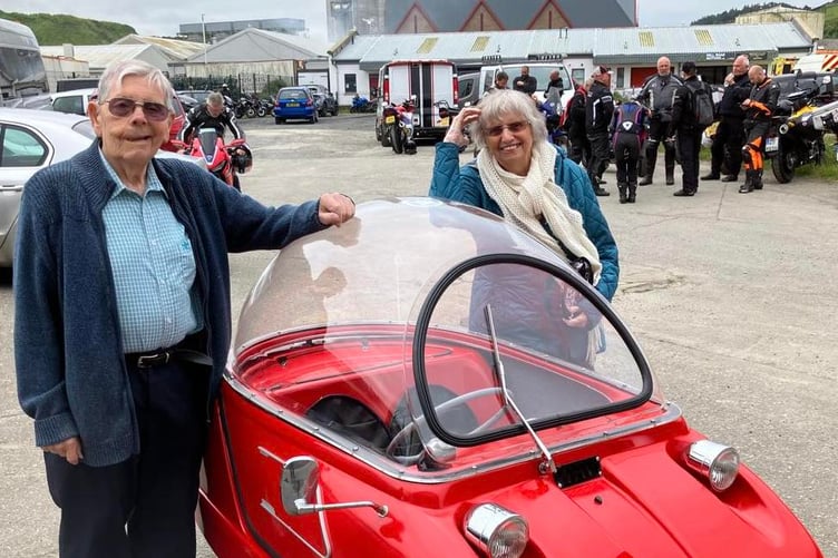 Sam and Maureen Knight