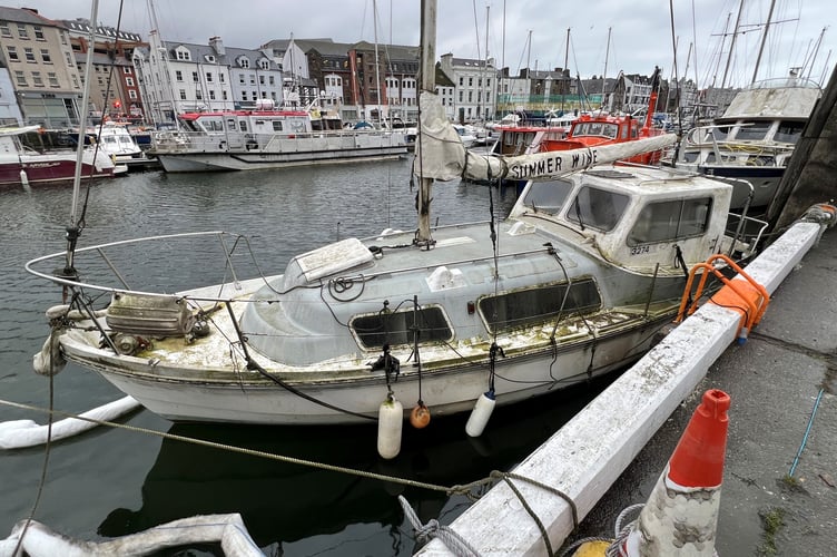 The Summer Wine refloated by the Yacht Clud