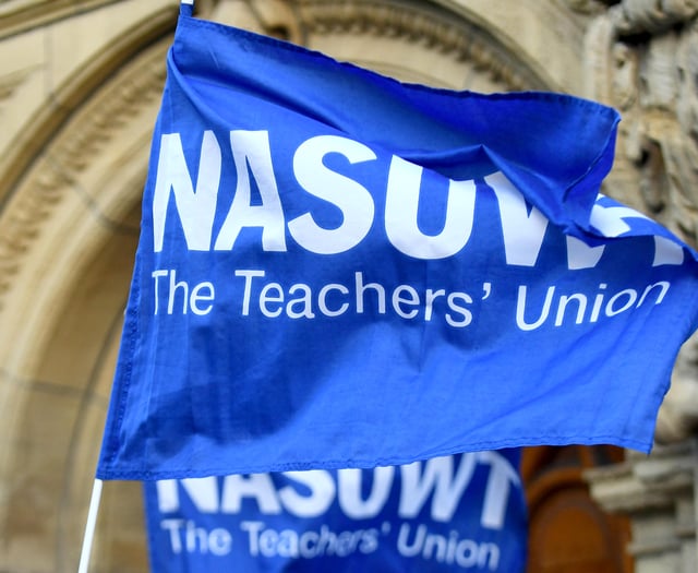 Teachers will be paid for school snow day closures 