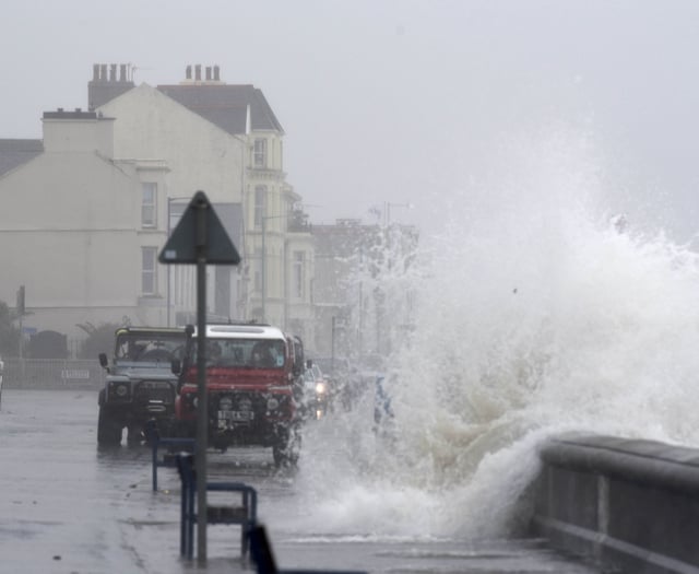Fresh weather warning issued as strong winds hit the island