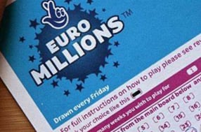 Mystery EuroMillions ticket-holder claims £125,000 prize