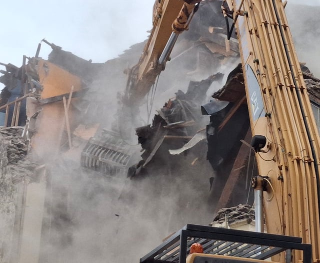 Former shop and takeaway site bites the dust