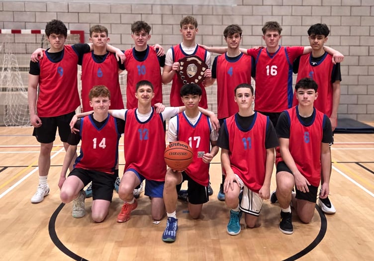 St Ninian’s High School’s senior basketball team that defeated QEII in the final to clinch the shield