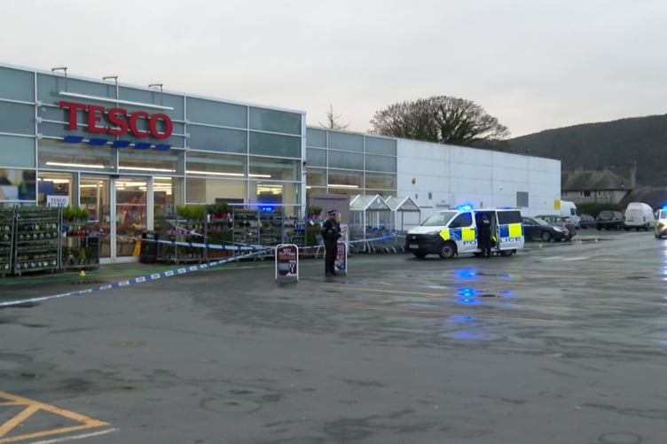Police outside Tesco in Ramsey (Credit: ITV Granada Reports)