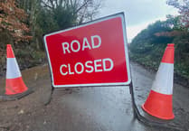 Police close section of Mountain Road following single-vehicle crash
