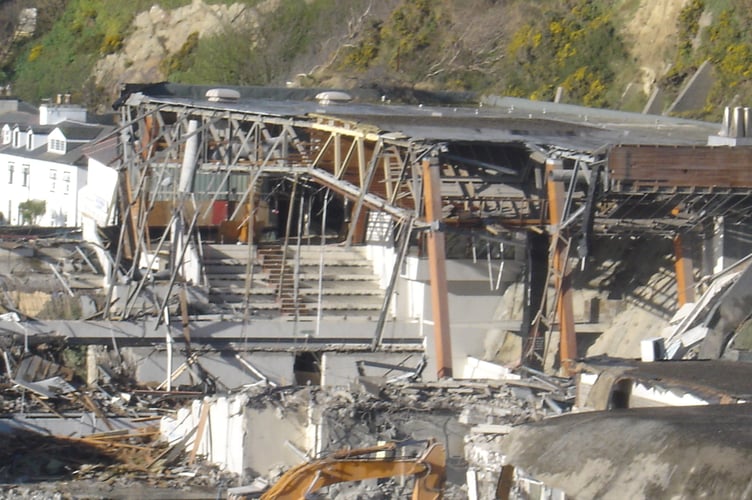 Demolition of the Aquadrome almost complete in 2005