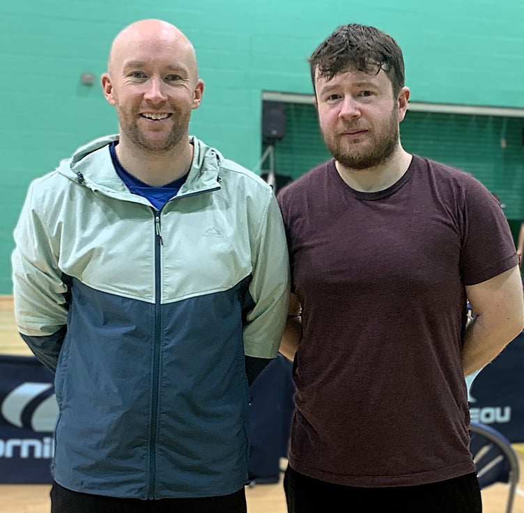 Senior Top 12 runner-up Darren Smethurst (left) pictured with the overall winner Sam Bailey (Photo: Malcolm Lambert)
