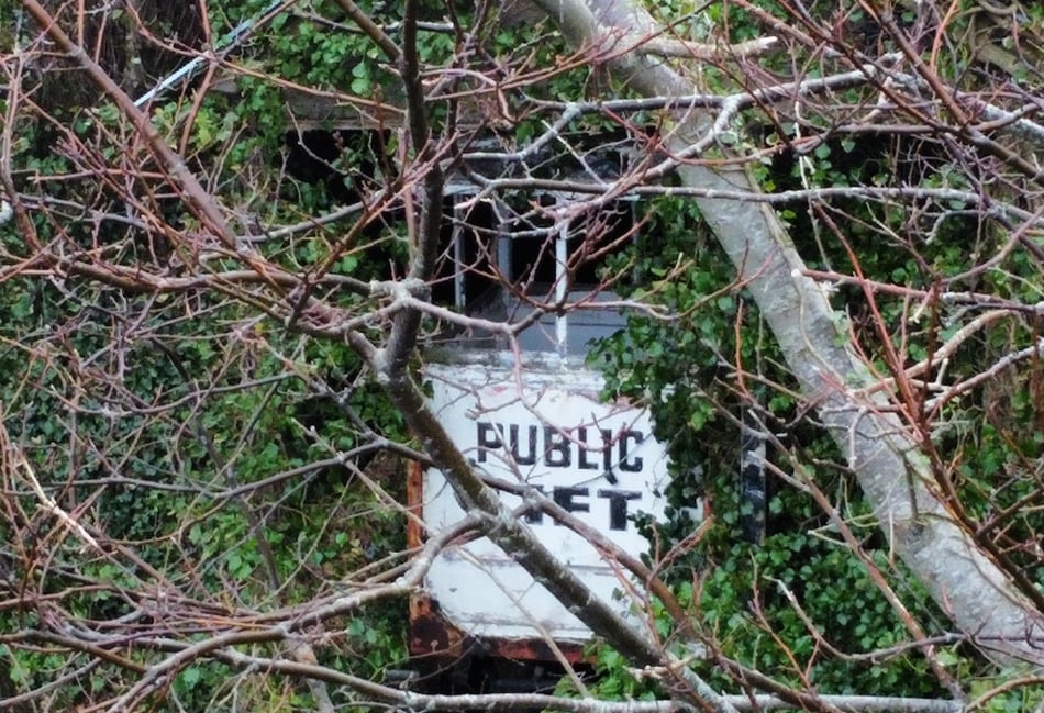 The 10p prom lift that carried generations now frozen in time