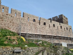 Works on castle's historic curtain wall now complete