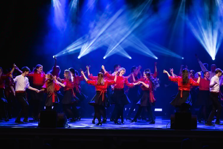 Skeddan Jiarg perform a Manx jig