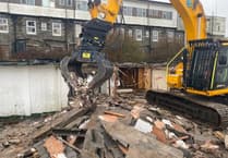 Police called as more intruders break in to doomed former hotel