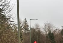 Commuters still facing long queues despite traffic light changes