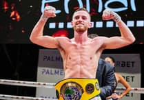 Isle of Man boxer clinches Australasian Super Featherweight title