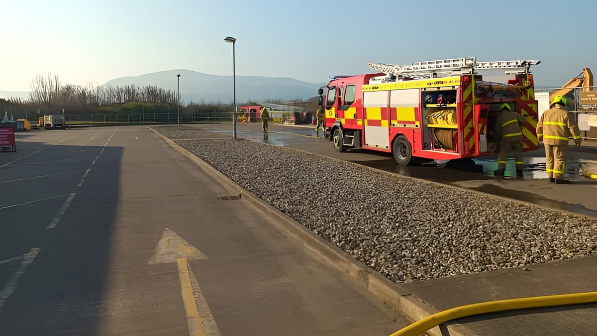 Fire crews tackle blaze at a tip in the north of the island | iomtoday ...