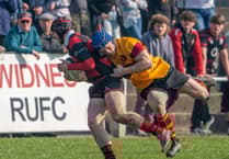 Douglas' promotion hopes dented by narrow loss at Widnes