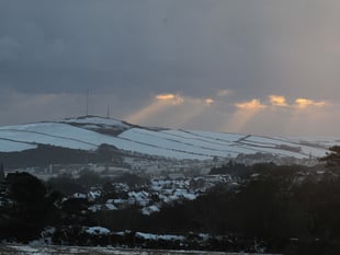 Met Office issue 11-hour weather warning for wintry showers