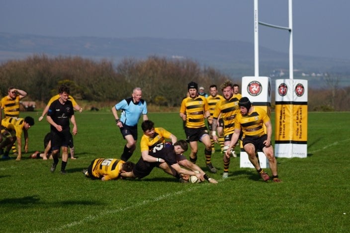 Colne & Nelson are stopped just short of the Vagabonds' line at Ballafletcher on Saturday (Photo: John Liver/Mumbles Pics)
