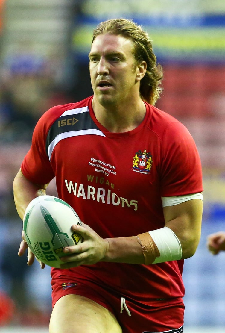 Andy Powell in action for Wigan Warriors against Leeds Rhinos in 2013 during his brief stint in rugby league (Photo: Alex Whitehead/SWpix.com)