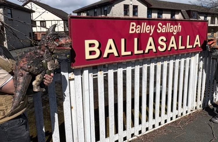 Not everyday is there dinosaurs in Ballasalla!