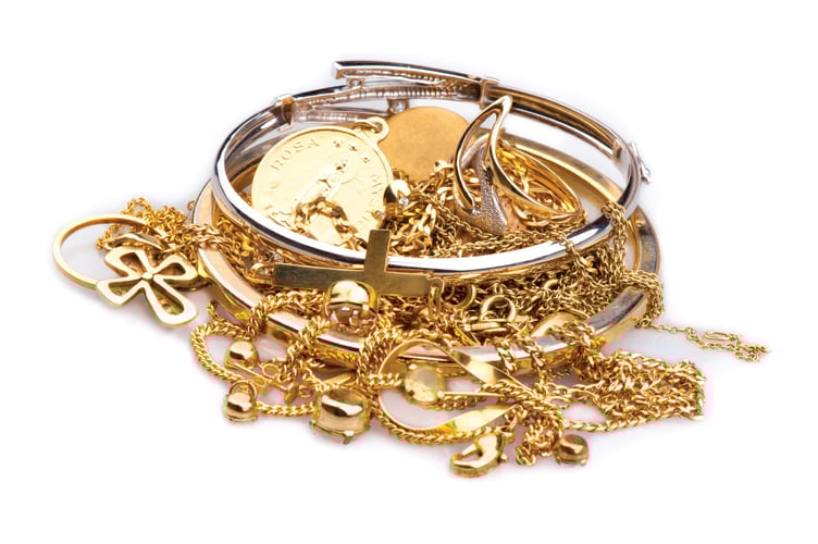 Vintage Cash Out will determine the value of the antiques you have laying around your home