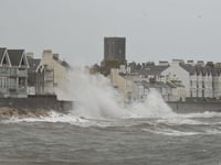 Met Office issue weather alert as strong winds and tides to hit coasts