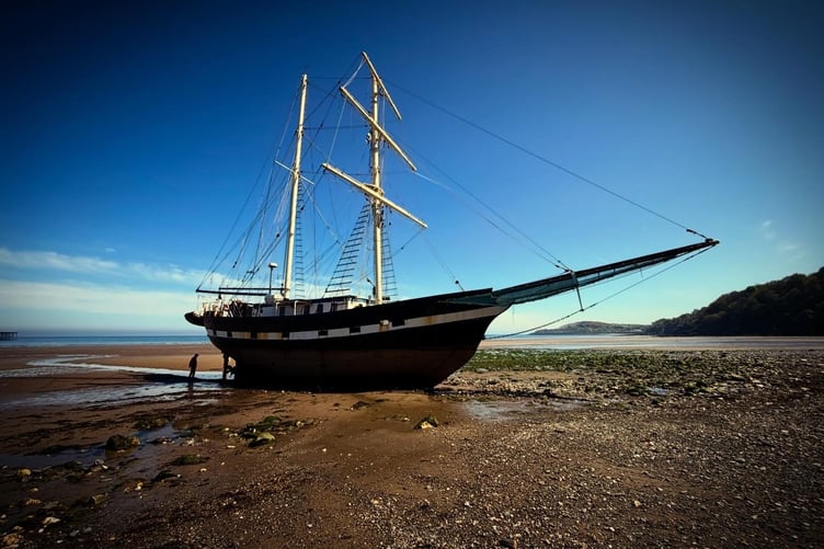 The La Malouine was left stranded on Ballure beach after breaking anchor
