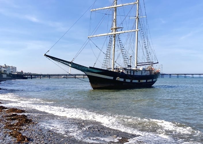 The La Malouine by Debbie Canipa