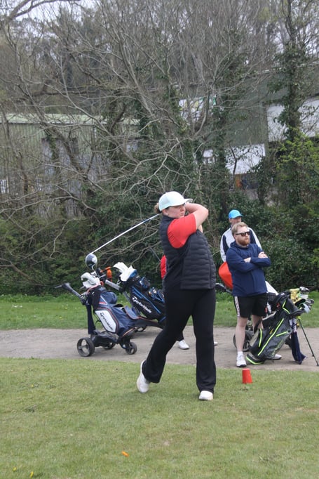 Hannah Noon won the Isle of Man Golf Union's season-opening stableford on Sunday at Douglas Golf Club