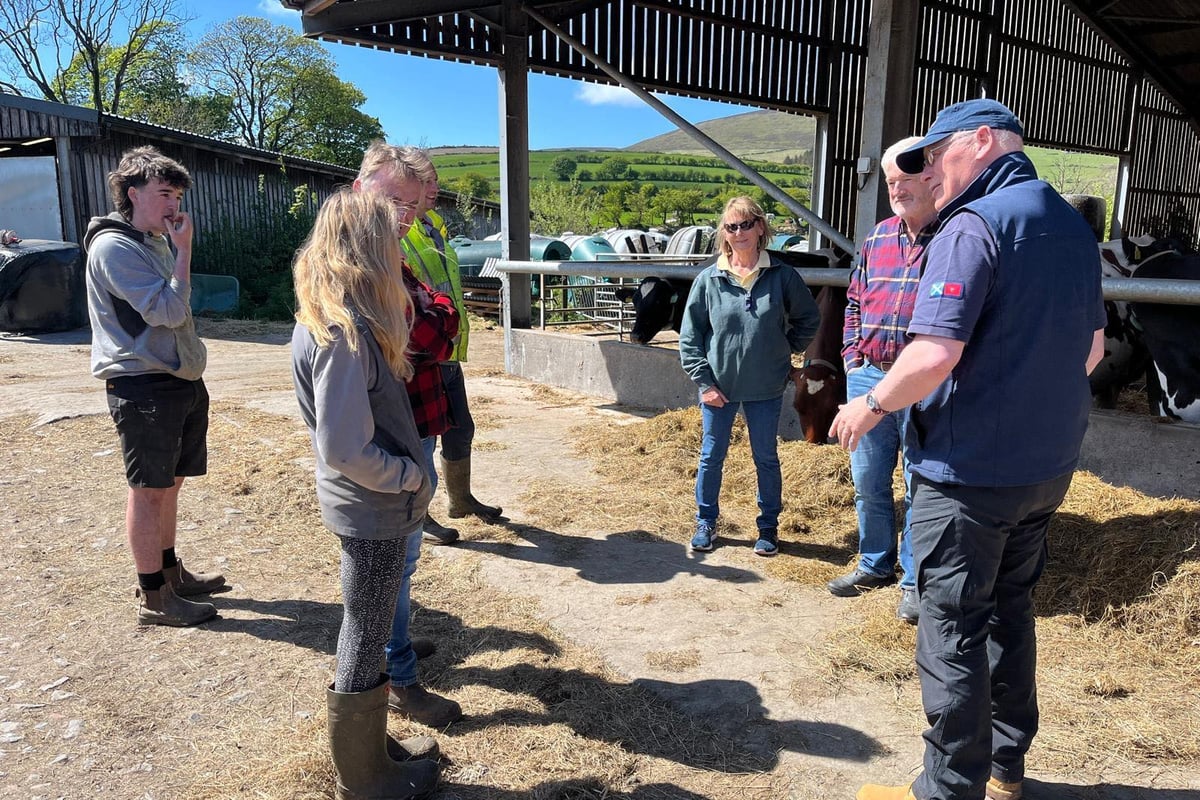 Lieutenant Governor visits 'high-performing' dairy farm