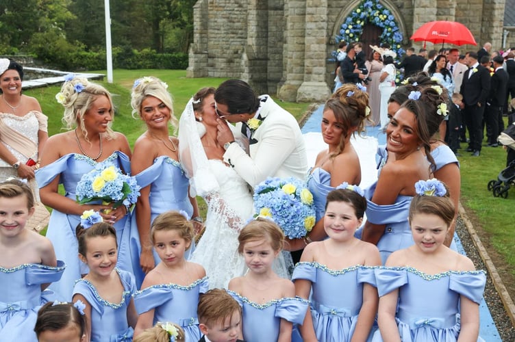 Venezuela Fury with new husband Noah Prince with the couple's wedding party (Credit: CJS Photography)