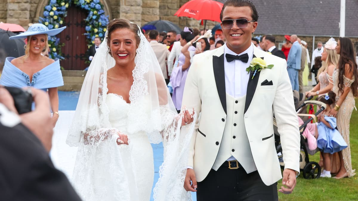 Venezuela Fury and Noah Price marry in Isle of Man ceremony