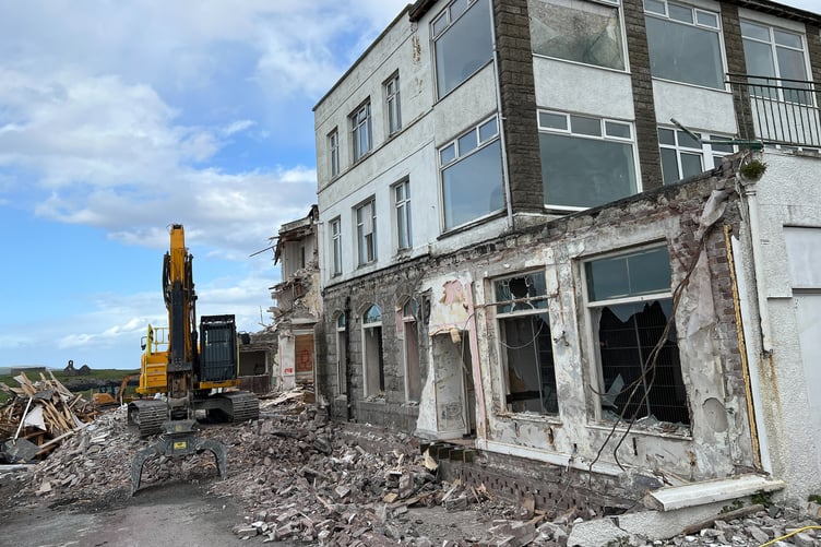 Demolition of former Castletown Golf Links Hotel