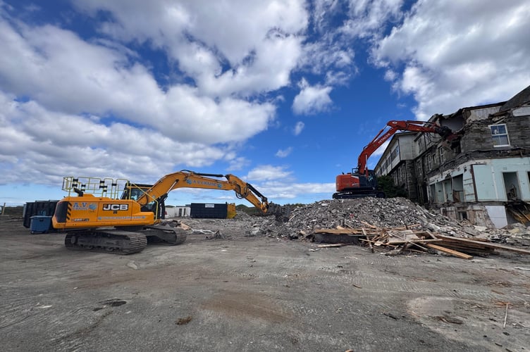 Final demolition will await completion of asbestos removal