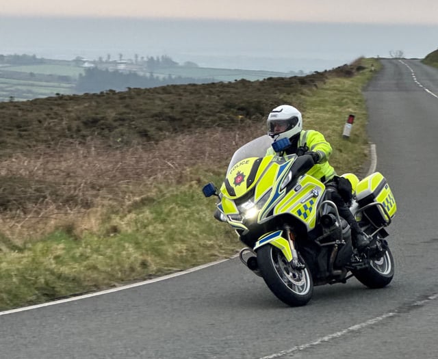 Men arrested for entering roads closed for the Isle of Man TT