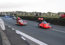 Southern 100 organisers come up with sidecar contingency plan for next month's event