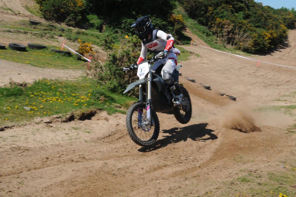 Ingham and McCanney share the honours in sprint enduro
