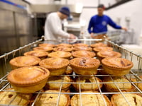 Manx bakery expands with opening of new pie shop