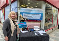 'People are lining up to sign': Anti-wind farm group hits the streets