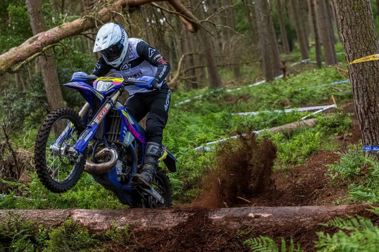 Off road Motorcycling